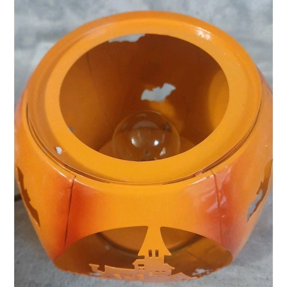 Scentsy‎ Pumpkin Warmer Carved Metal Haunted House Bats Halloween Paranormal